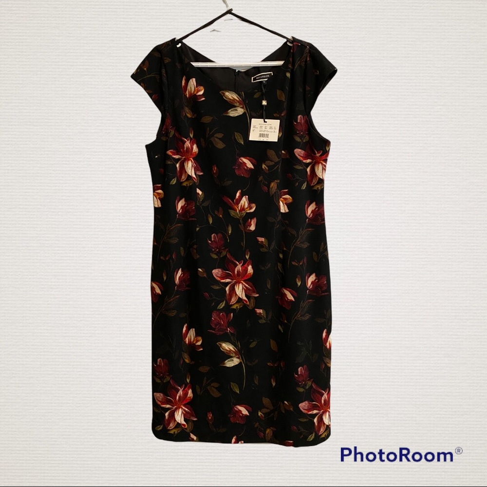 NWT Melanie Lyne floral dress